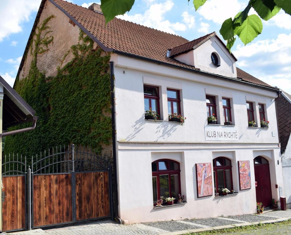 Rychta Bed & Breakfast Rataje nad Sázavou Exterior foto